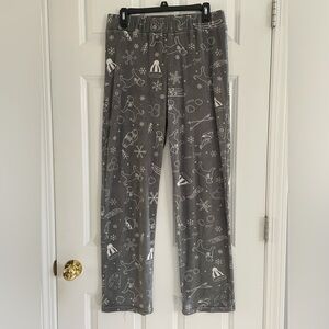 The Black Dog Fleece Pajama Lounge Pants Asult Medium Dogs Skis Snowflakes Gray